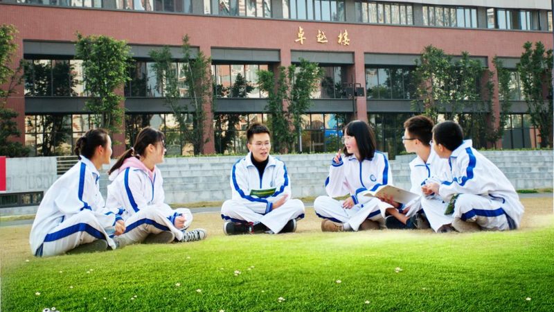高精度电路板定制：揭秘可靠供应商的三大关键